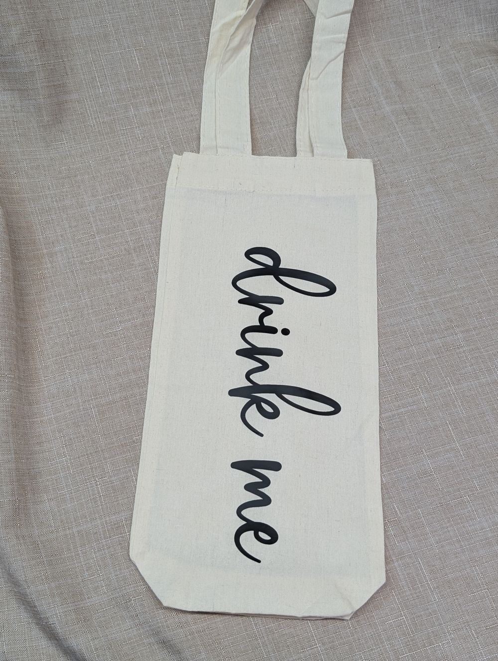Wine bottle gift tote