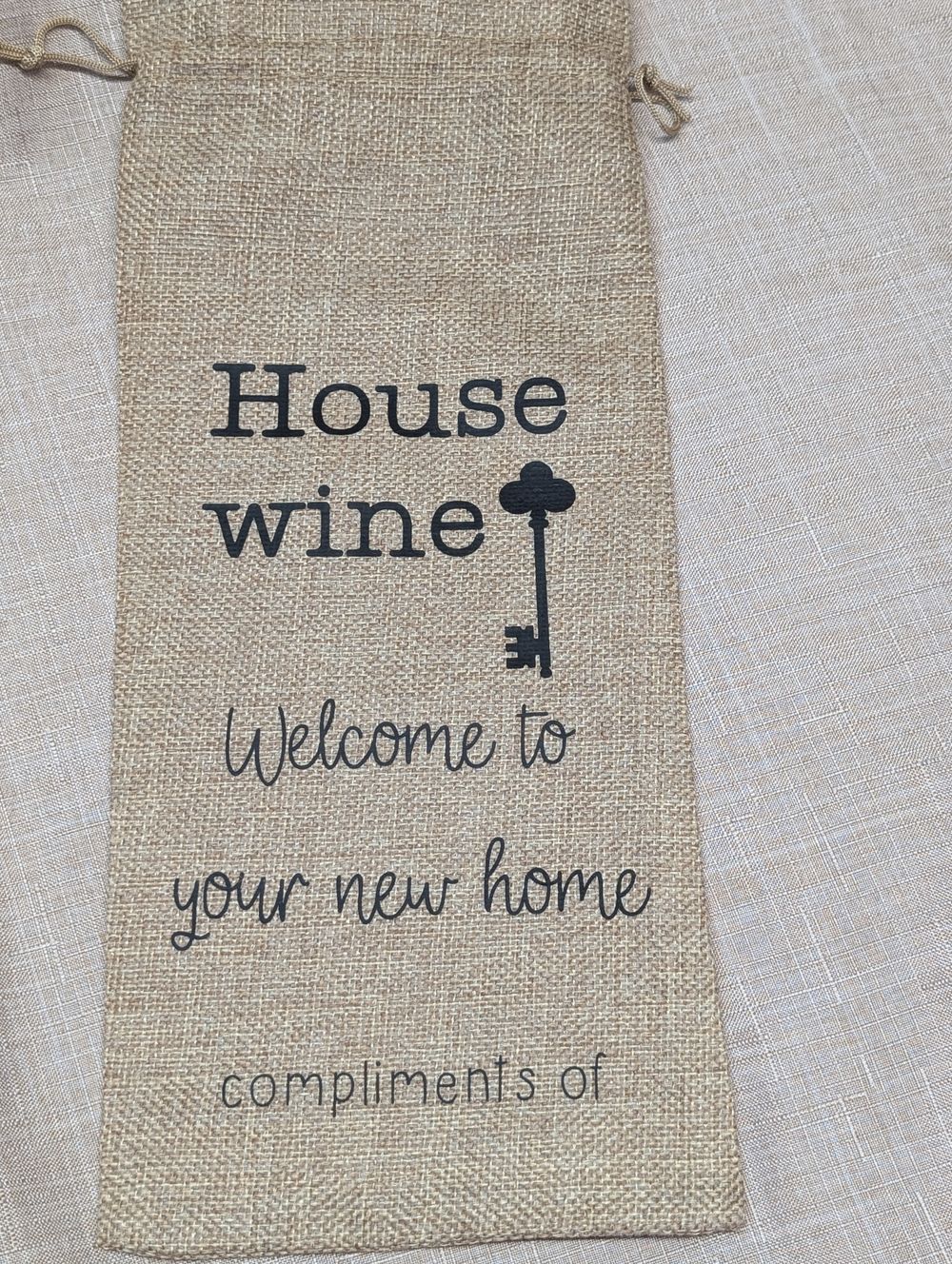 Wine bottle gift bag 
