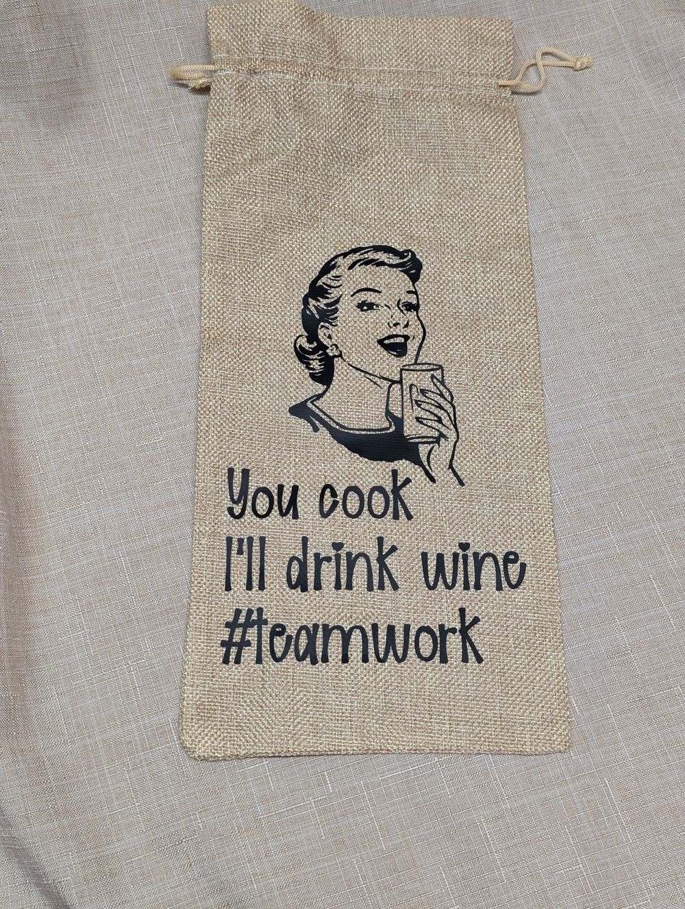 Wine bottle gift bag 