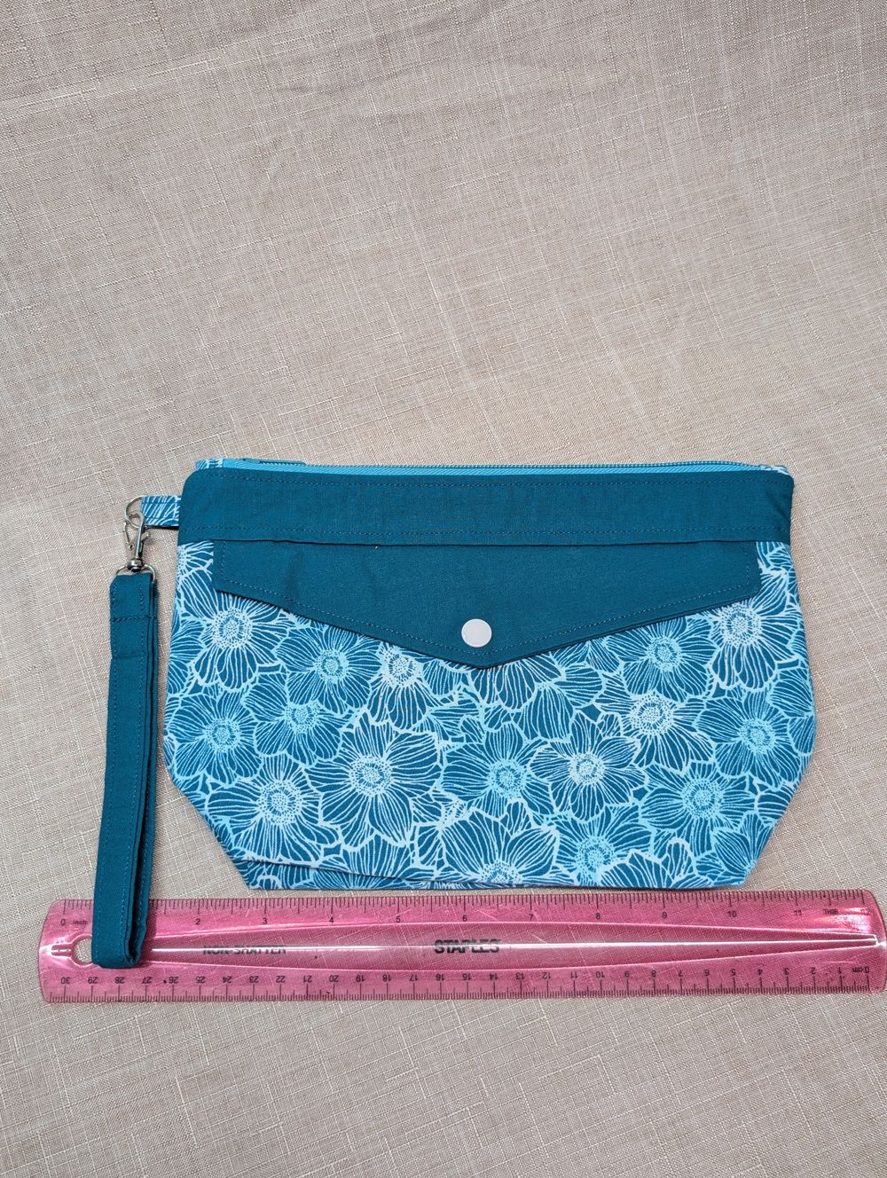 Zipper pouch 