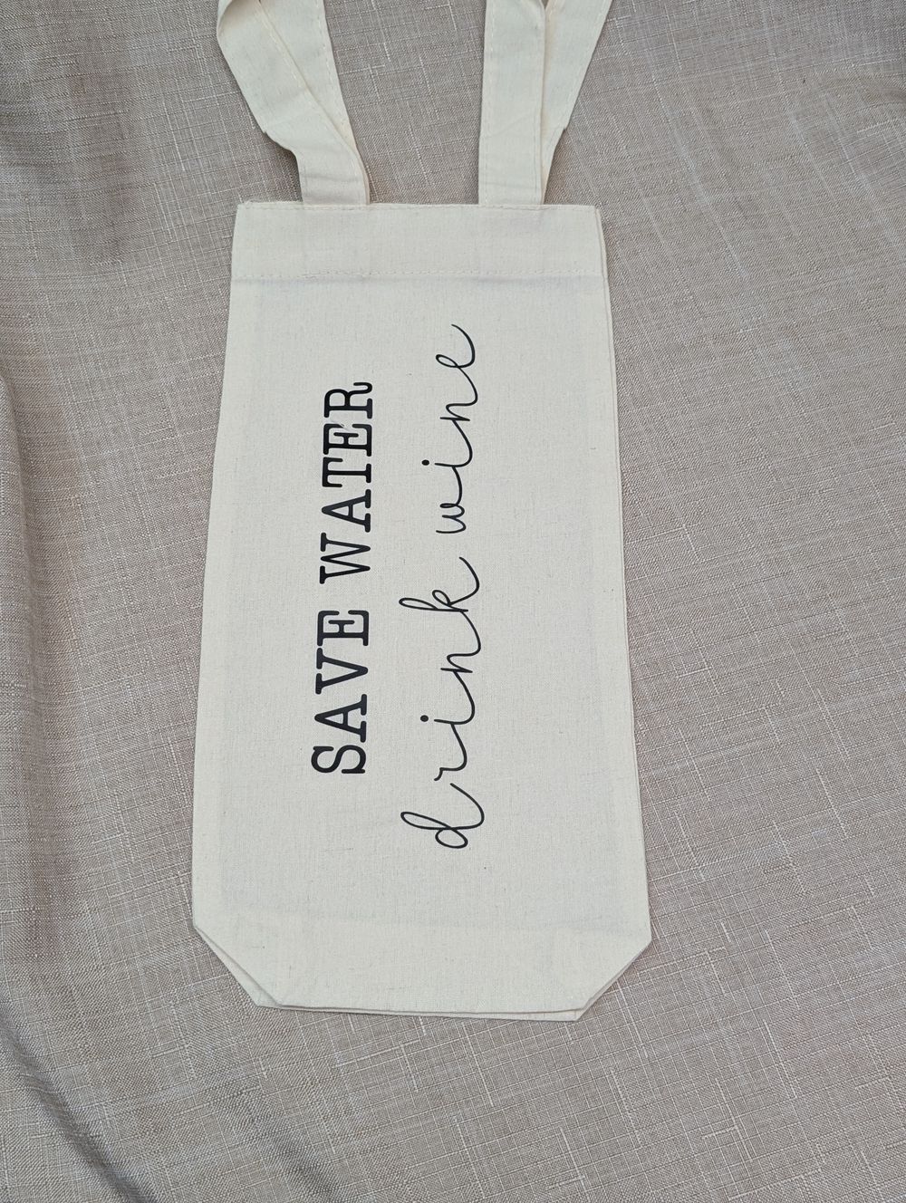 Wine bottle gift tote